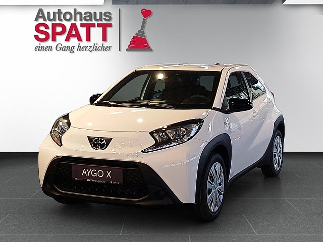 Toyota Aygo X 1,0 VVT-i Play bei Autohaus Spatt in 