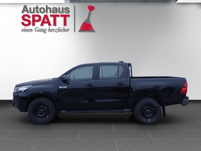 Toyota Hilux 2,8 l DC Country 4WD MT bei Autohaus Spatt in 
